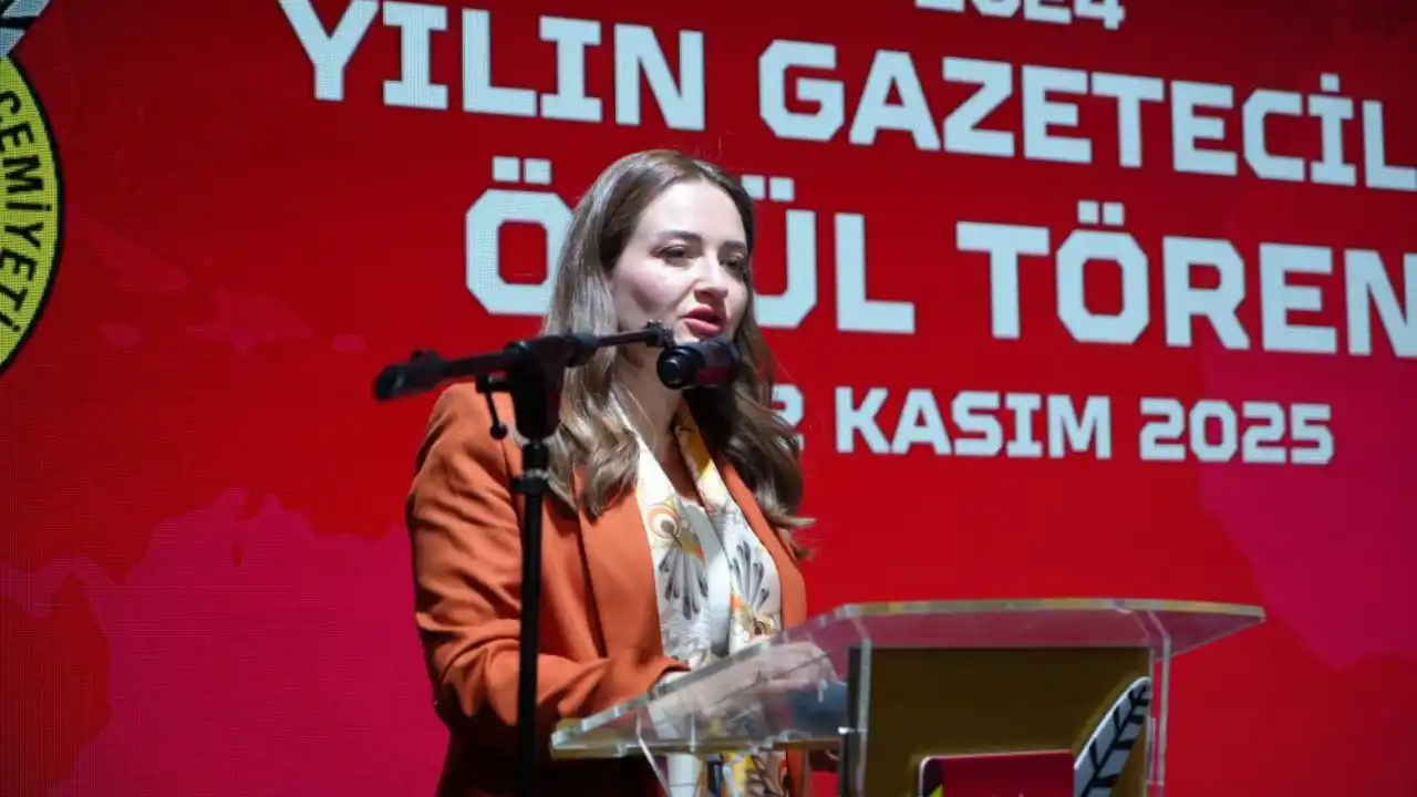 akdenizgercek-agcden-akdeniz-gerceke-odul-3.webp
