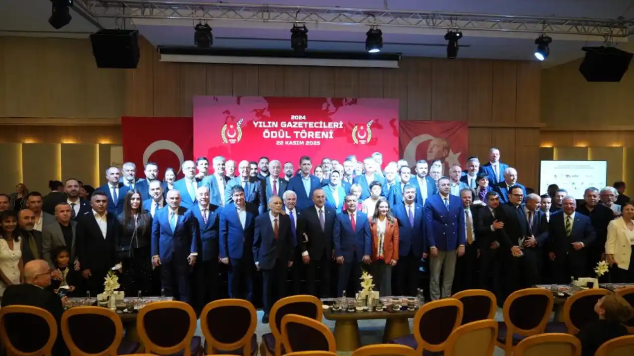 akdenizgercek-agcden-akdeniz-gerceke-odul-5.webp