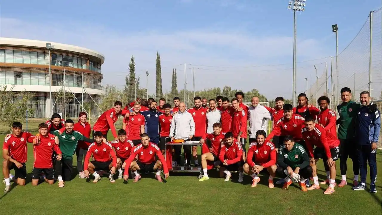 akdenizgercek-konya-deplasmani-icin-antalyasporda-hazirliklar-tamam-2.webp