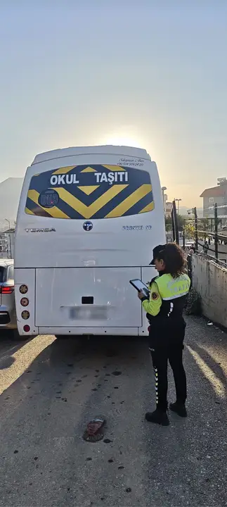 antalyada-jandarma-okul-servislerini-denetledi-3.webp