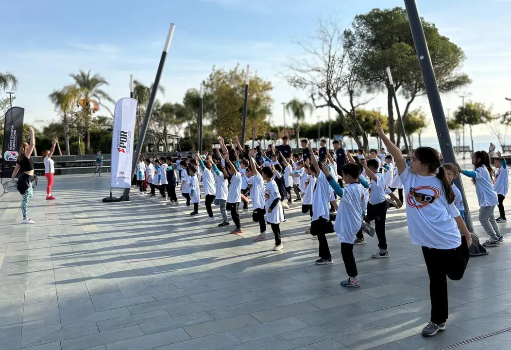antalyada-pilot-okullarda-saglikli-beslenme-ve-hareket-zamani-2.webp