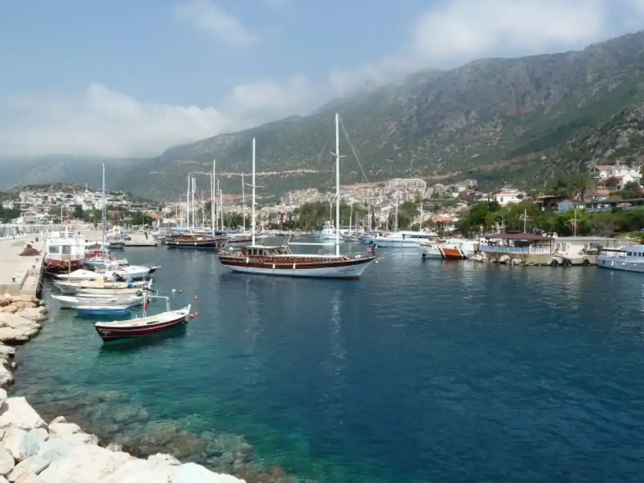 kas-balikci-barinaginda-zafer-balikcilarin-oldu-kritik-ihale-tamamlandi-2.webp