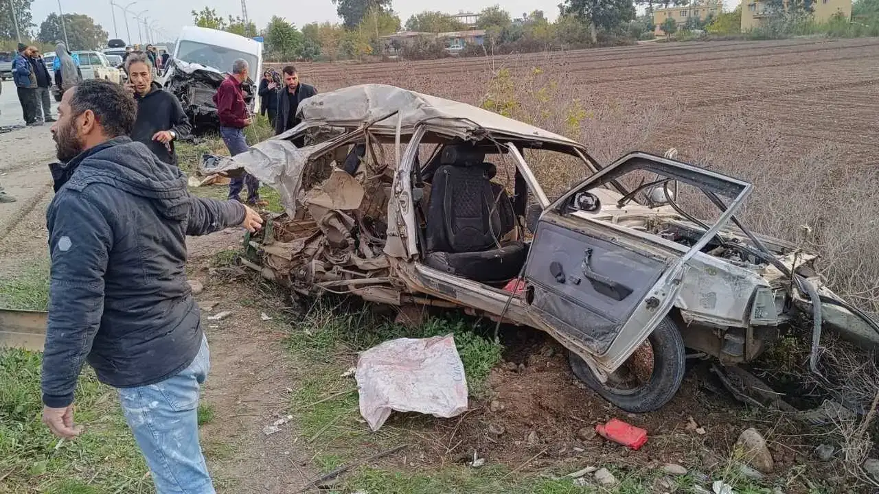 akdenizgercekdemir-yiginina-2