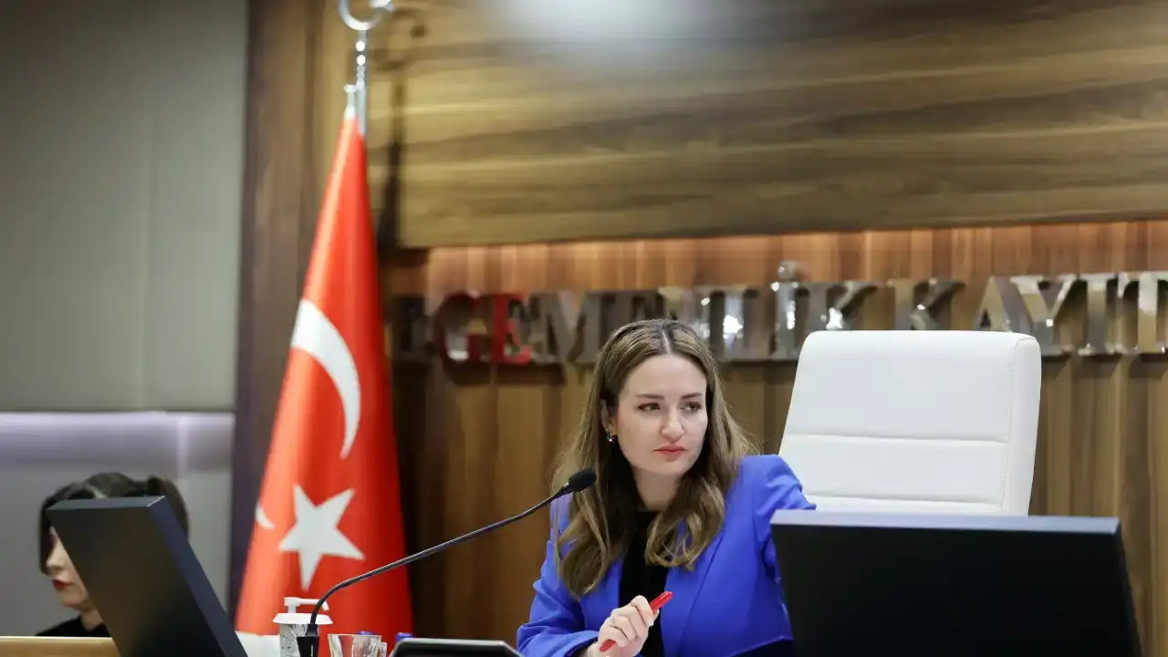 antalya-buyuksehir-meclisinde-deprem-master-plani-polemigi