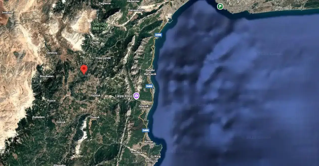 antalyada-deprem-jfmodan-kritik-uyari-ev-alirken-manzaraya-degil-zemine-bakin