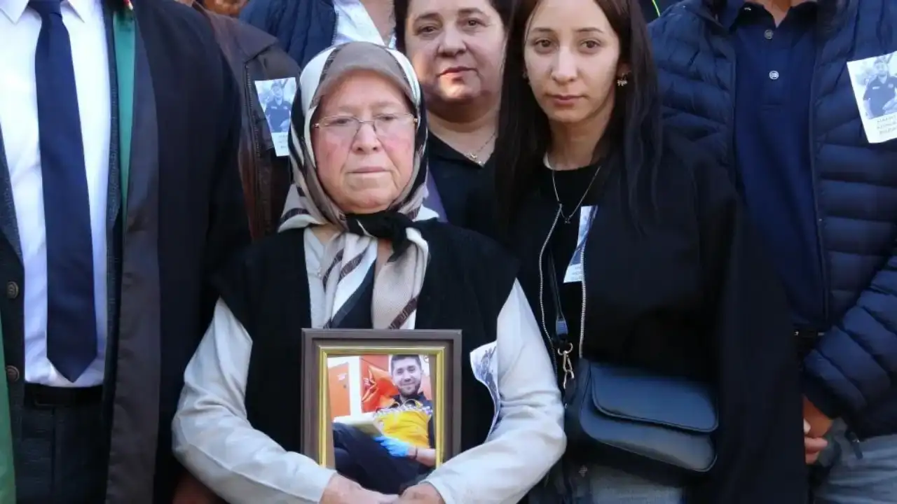 antalyada-sigara-bahanesiyle-oldurulen-gencin-davasi-goruldu-anne-feryat-etti