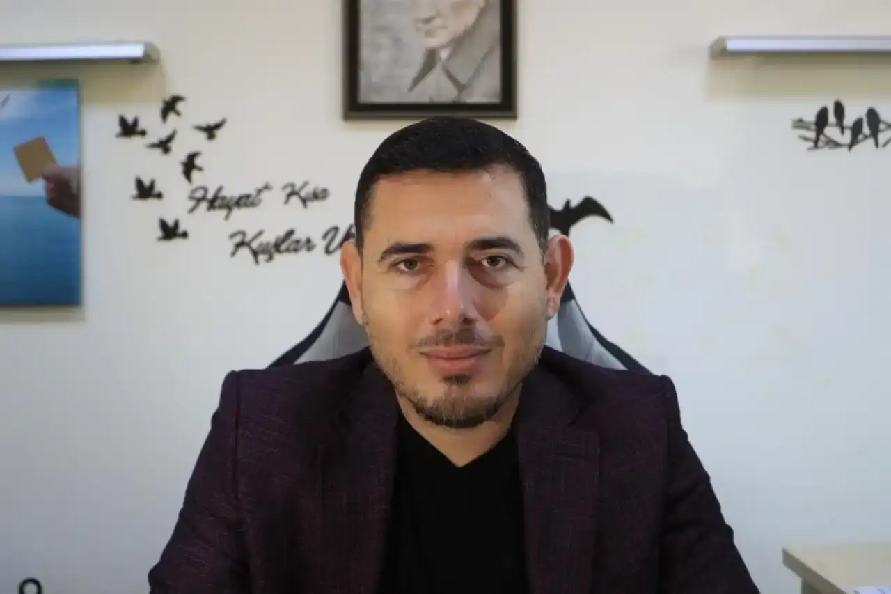 depremde-video-cekmek-neden-tehlikeli-psikiyatri-uzmanindan-uyari