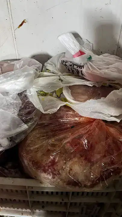 kepezde-soguk-hava-deposundan-574-kilo-bozuk-gida-cikti