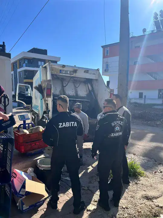 kepezde-soguk-hava-deposundan-574-kilo-bozuk-gida-cikti