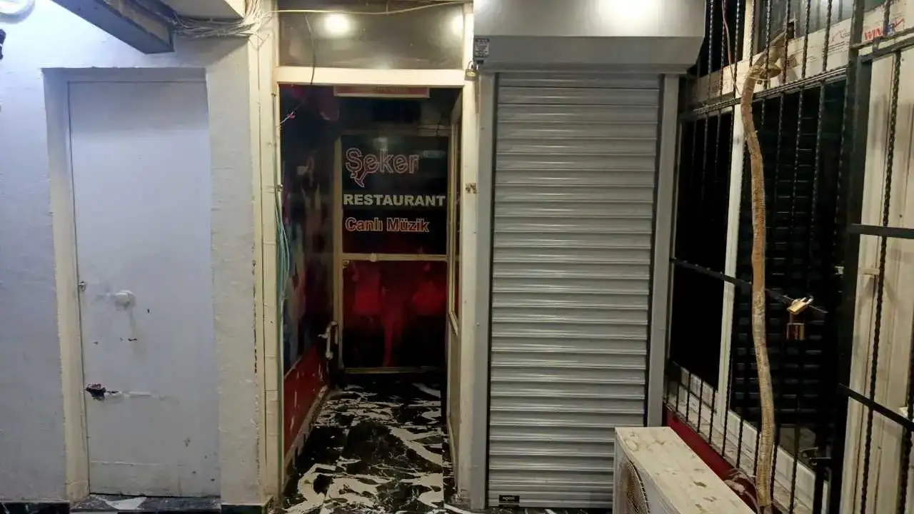 akdenizgercekbar-kavgasi2