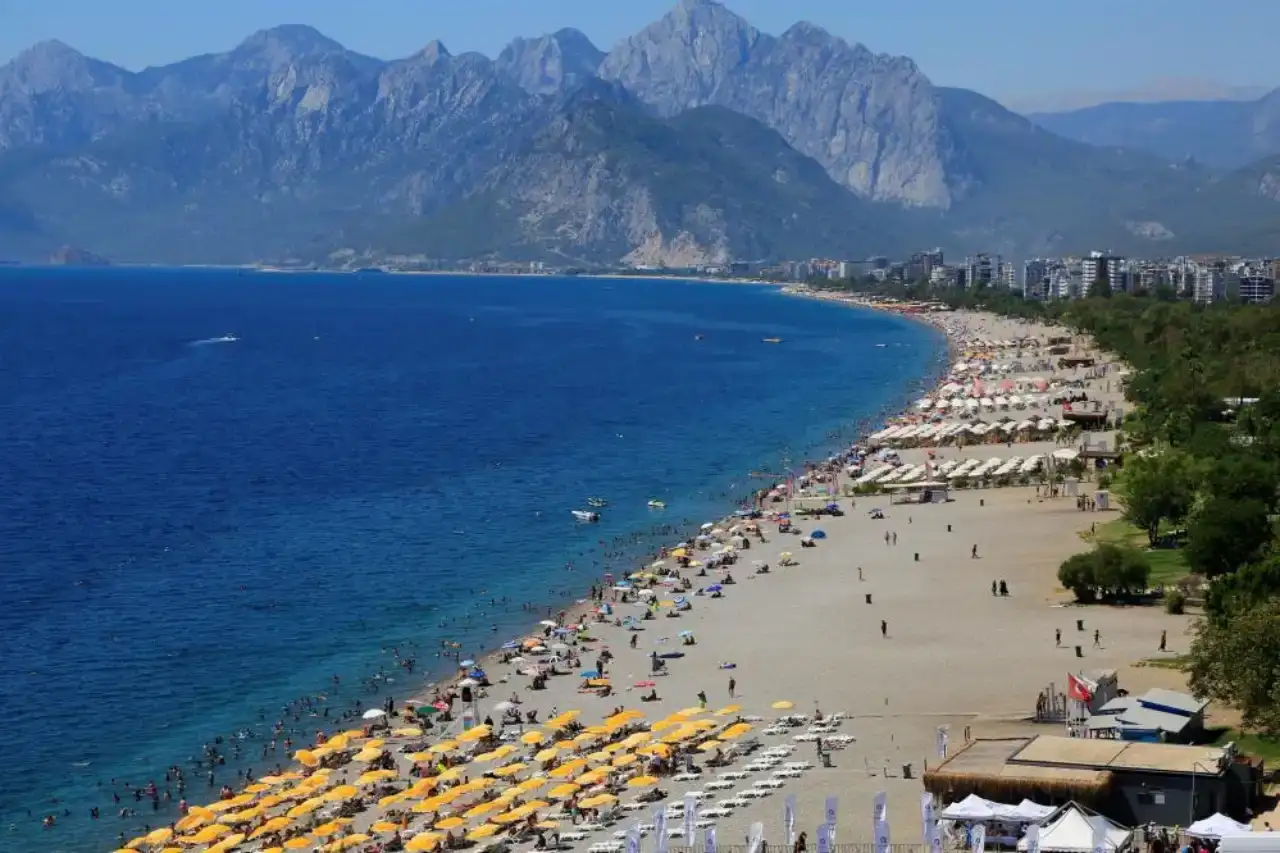 antalya-yilbasina-hazir-otellerde-doluluk-yuzde-90a-yaklasti