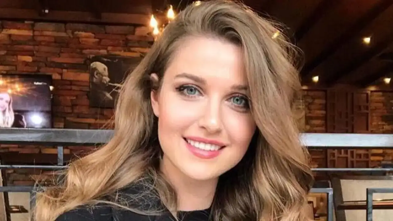 mehmet-akif-ersoyun-eski-esi-pinar-erbas-kimdir-ne-kadar-evli-kaldilar