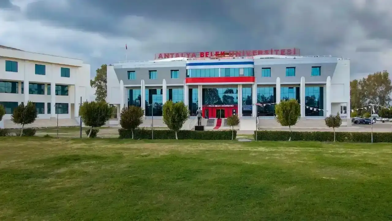 cumhurbaskani-erdogan-imzaladi-antalya-belek-universitesinin-yeni-rektoru-belli-oldu