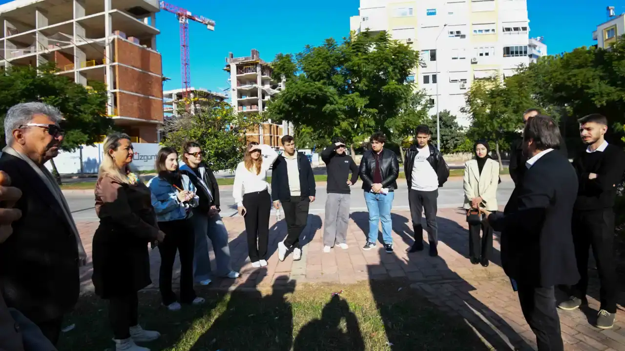 antalyada-universitelilere-cok-kulturlu-kent-deneyimi