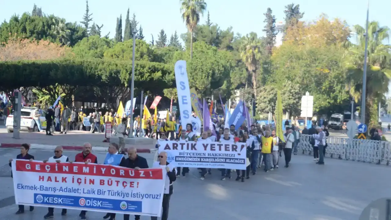 antalyada-binler-hep-bir-agizdan-gecinemiyoruz-dedi