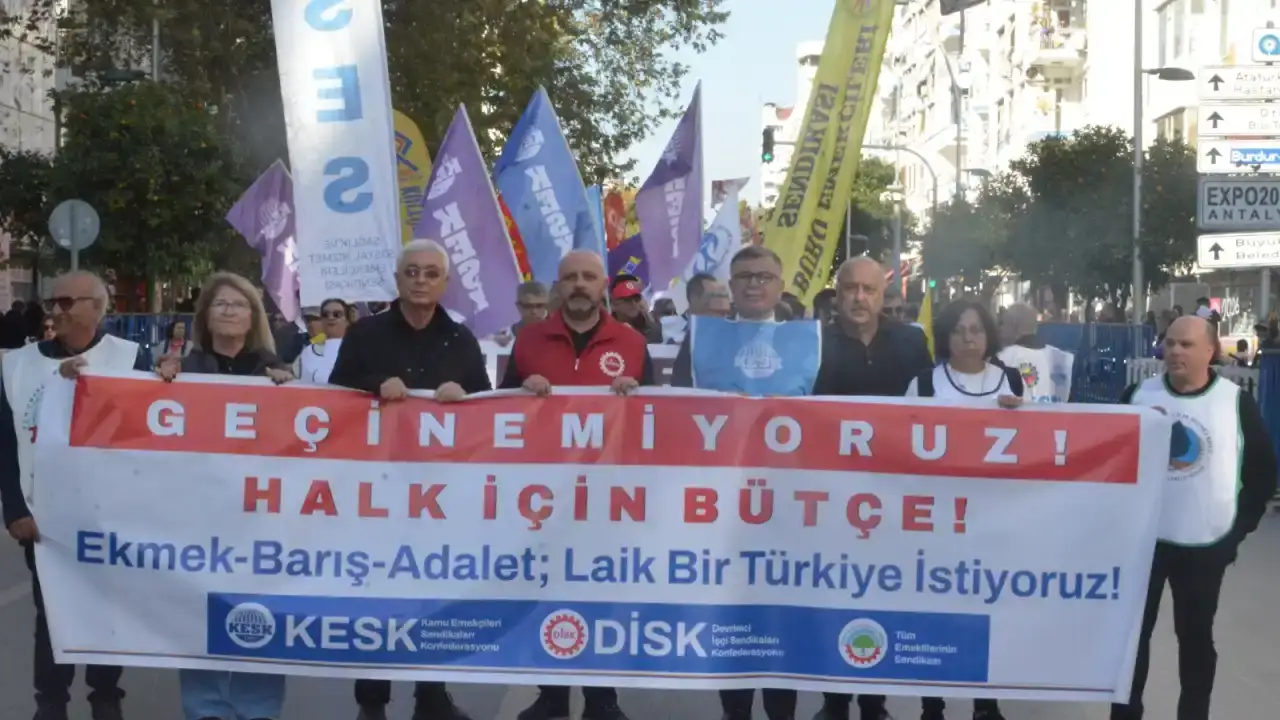 antalyada-binler-hep-bir-agizdan-gecinemiyoruz-dedi