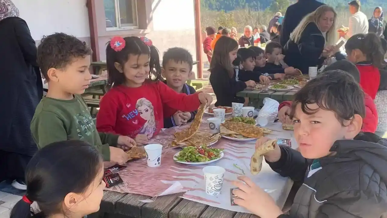 ispartada-30-yillik-icme-suyu-hasreti-bitti-koyde-temiz-su-sevinci-1