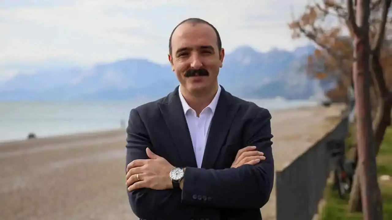 konyaalti-belediye-baskani-cem-kotan-hastaneye-kaldirildi