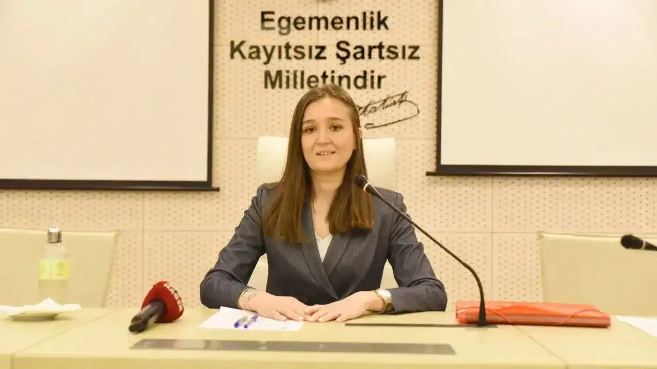gulsah-durbayin-vefatinin-ardindan-hakkinda-atilan-iftiralar-yeniden-gundem-oldu