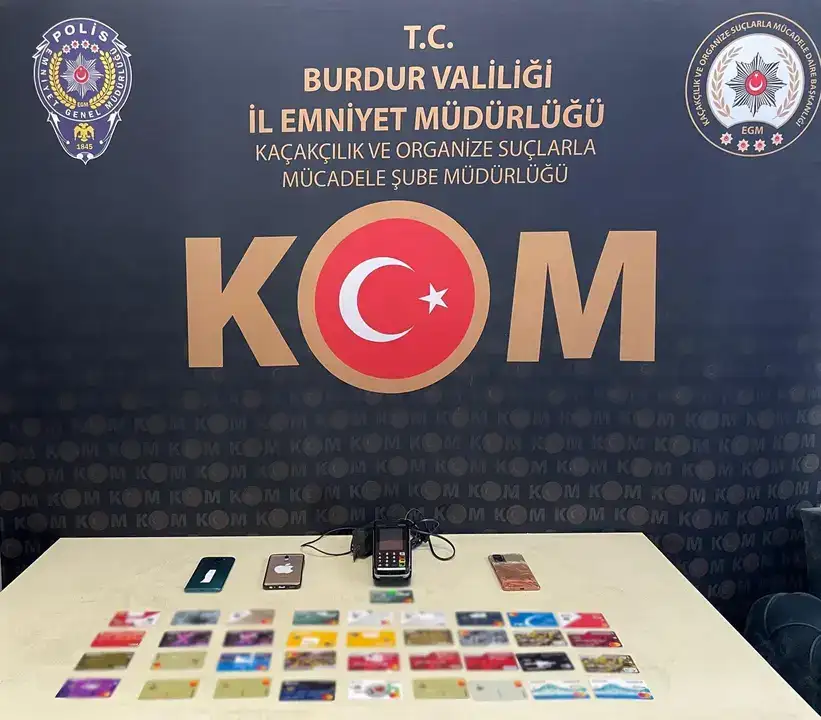 burdurda-pos-tefeciligi-37-kredi-karti-ele-gecti