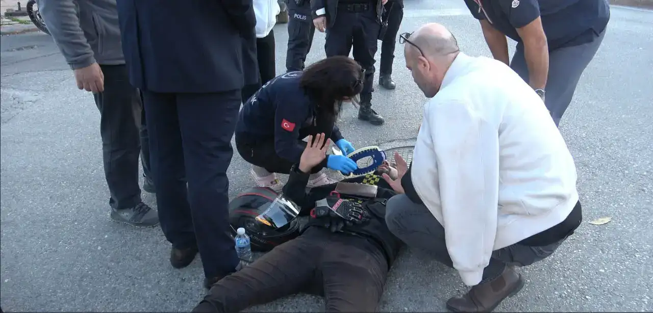 dosemealtinda-araca-carpmamak-istedi-asfalta-savruldu