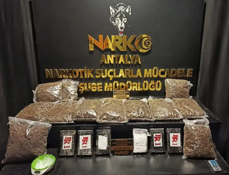 antalyada-kilolarca-uyusturucu-ele-gecirildi-4-tutuklama