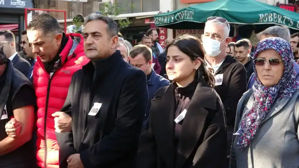 emekli-tumgeneral-gursel-ozturk-askeri-torenle-antalyada-topraga-verildi