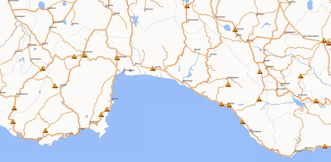 antalyada-bugun-yola-cikarken-dikkat-o-yollarda-firtina-yagis-ve-yol-calismasi-var