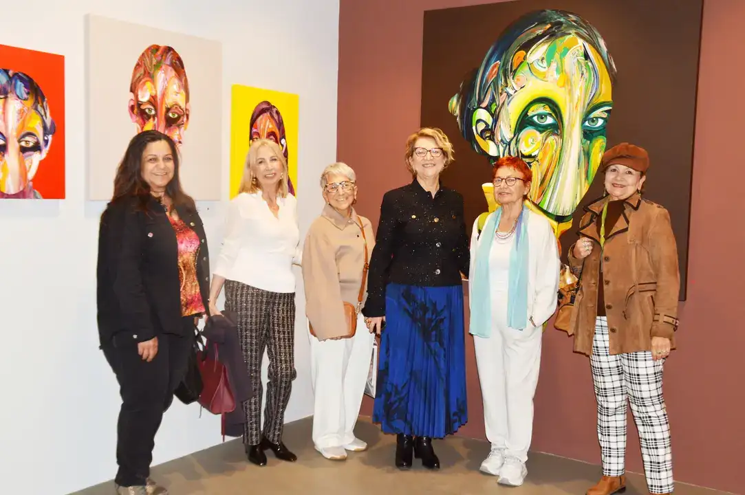 unlu-heykel-sanatcilarindan-akademik-eserler-antalyada