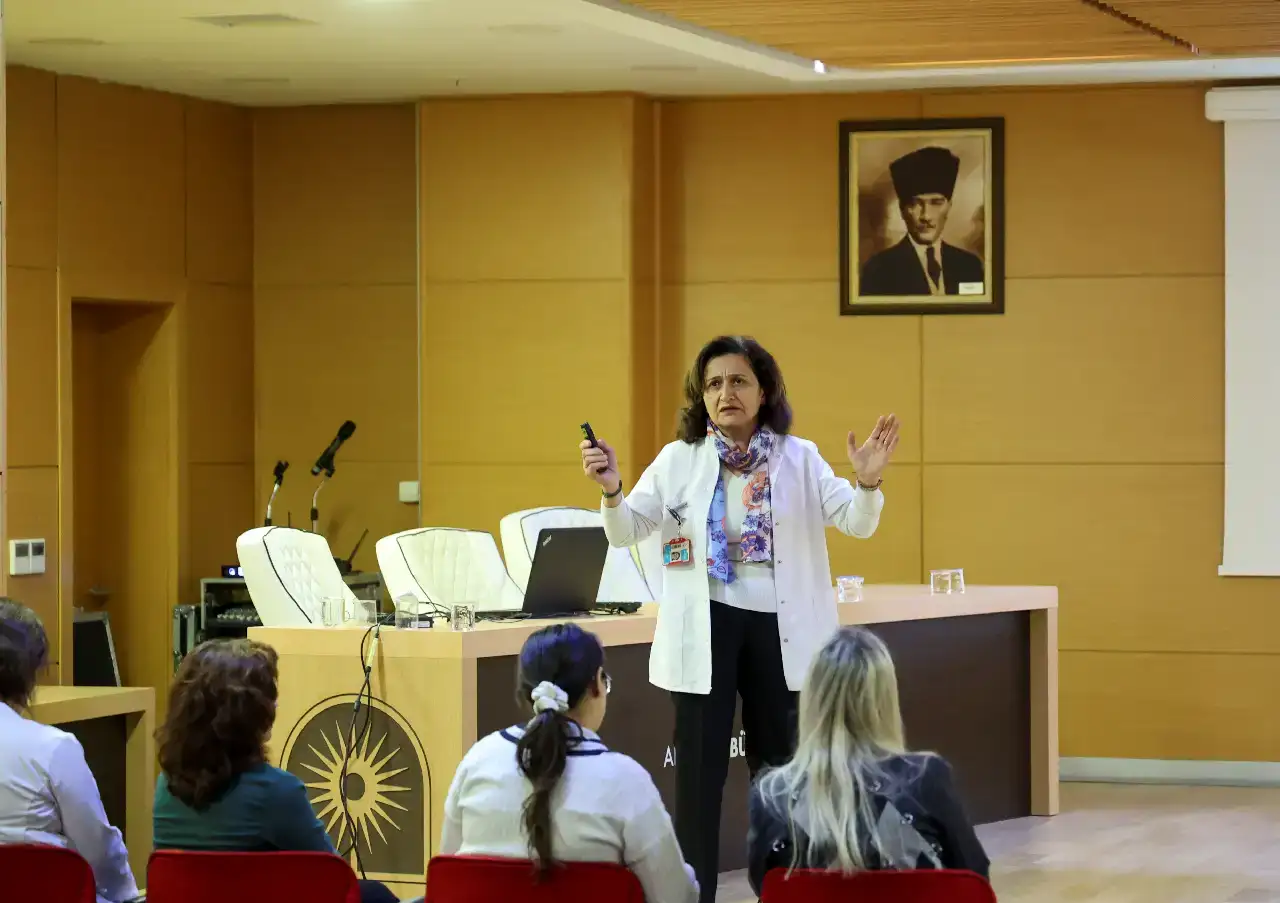 antalyada-saglik-egitimi-farkindalik-kazandilar