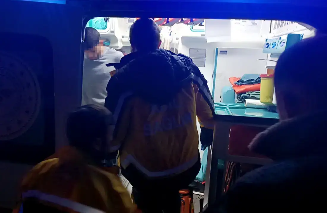 burdurda-alacak-verecek-kavgasi-16-yasindaki-genc-arkadasini-yaraladi