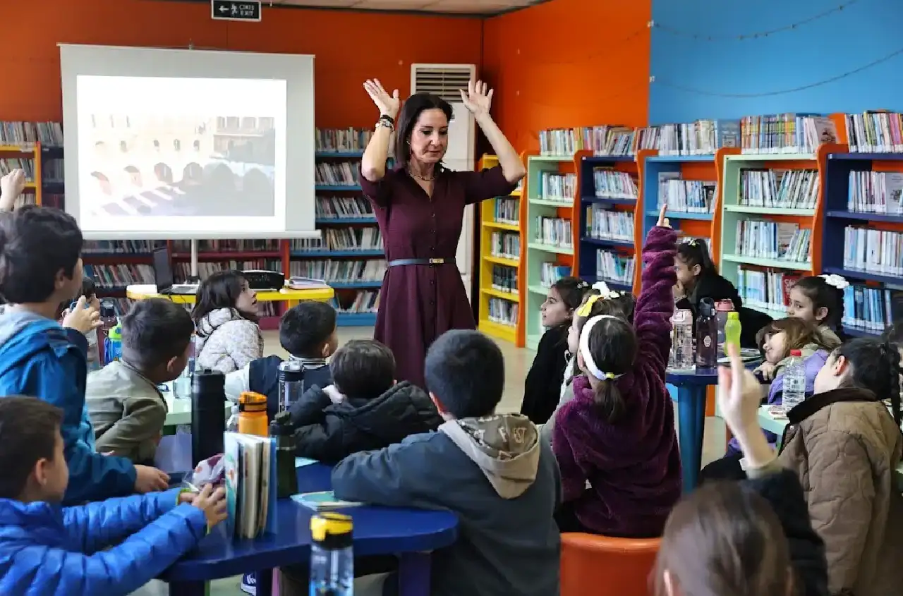 kitaplarla-buyuyen-cocuklar-antalyada-ozel-etkinlik