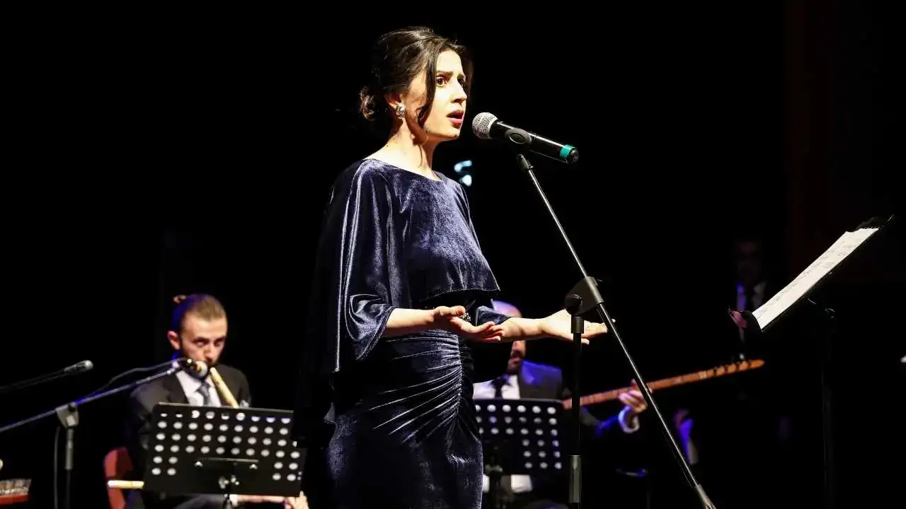 akdenizgercekgonullere-dokundu1