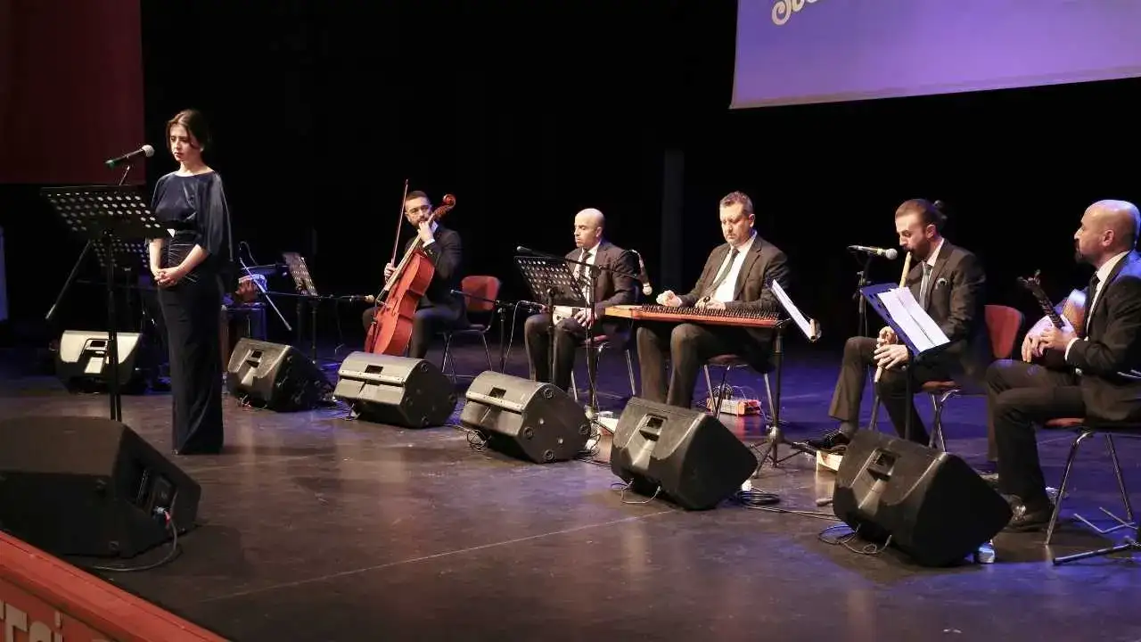 akdenizgercekgonullere-dokundu2