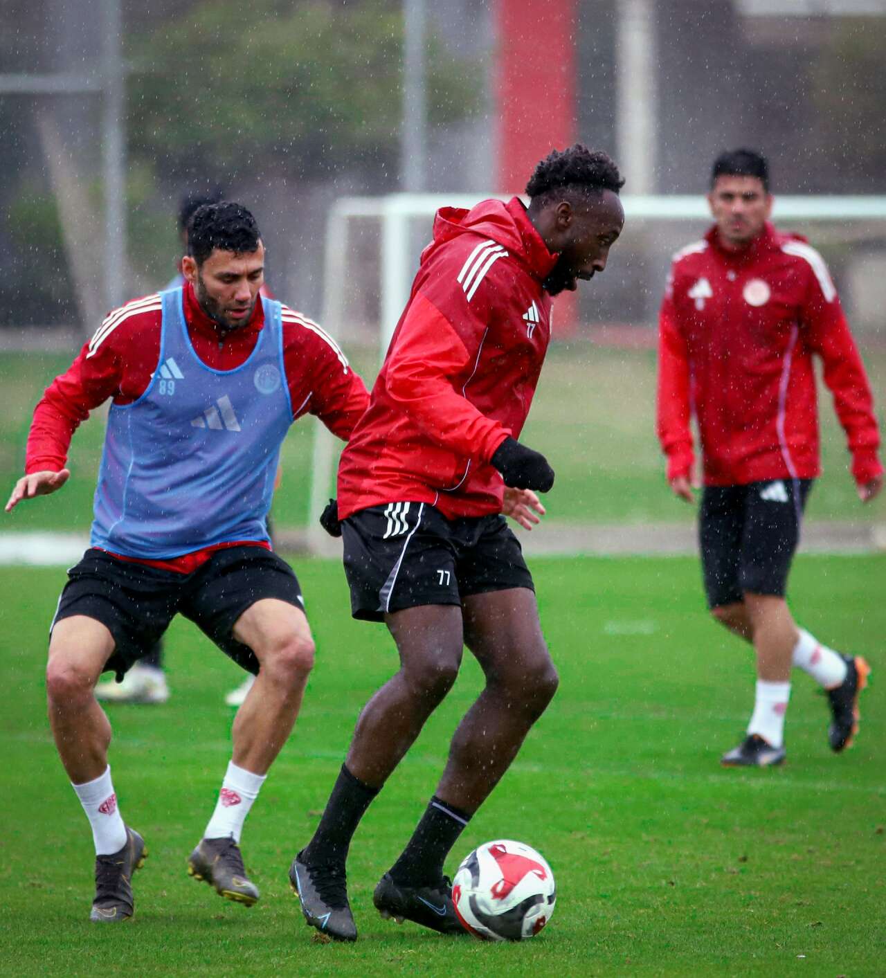 antalyaspor-devre-arasi-oncesi-hazirliklarina-basladi