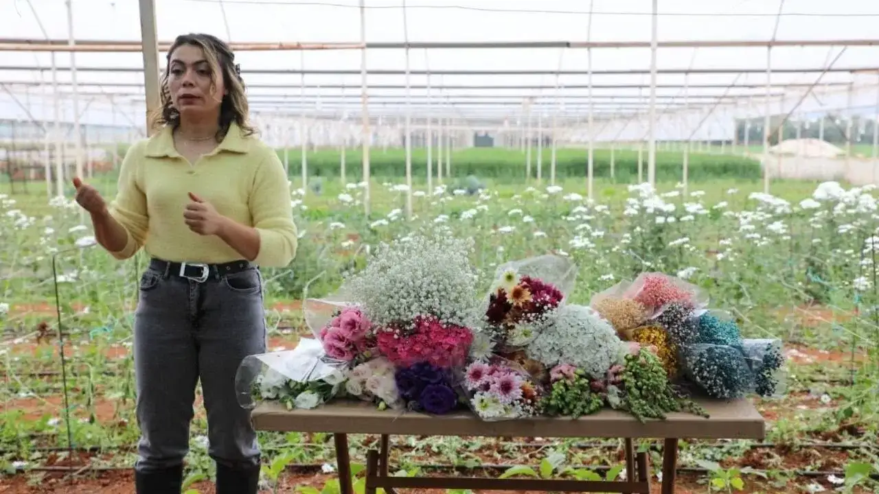 kepezde-kesme-cicek-ureticilerine-yeni-model