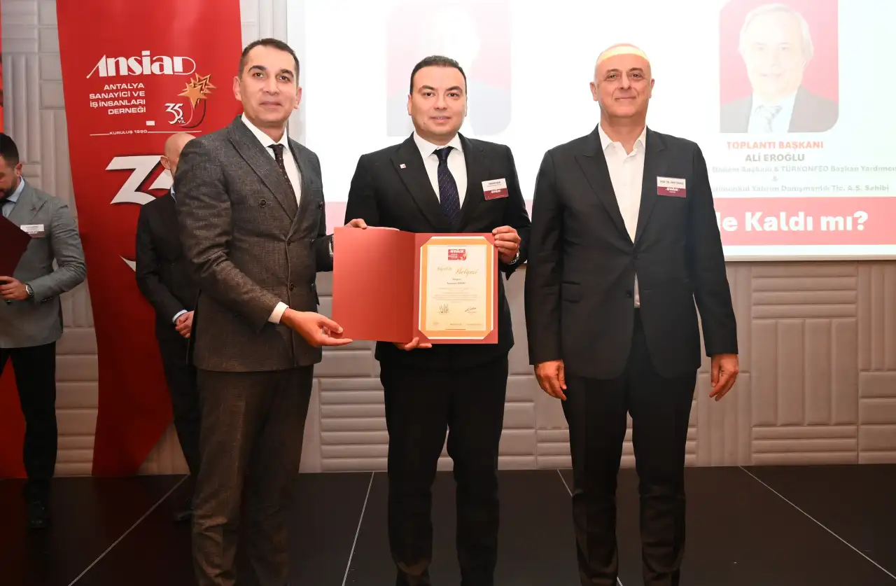 yapay-zeka-ve-turkiye-ekonomisi-ansiadda-masaya-yatirildi