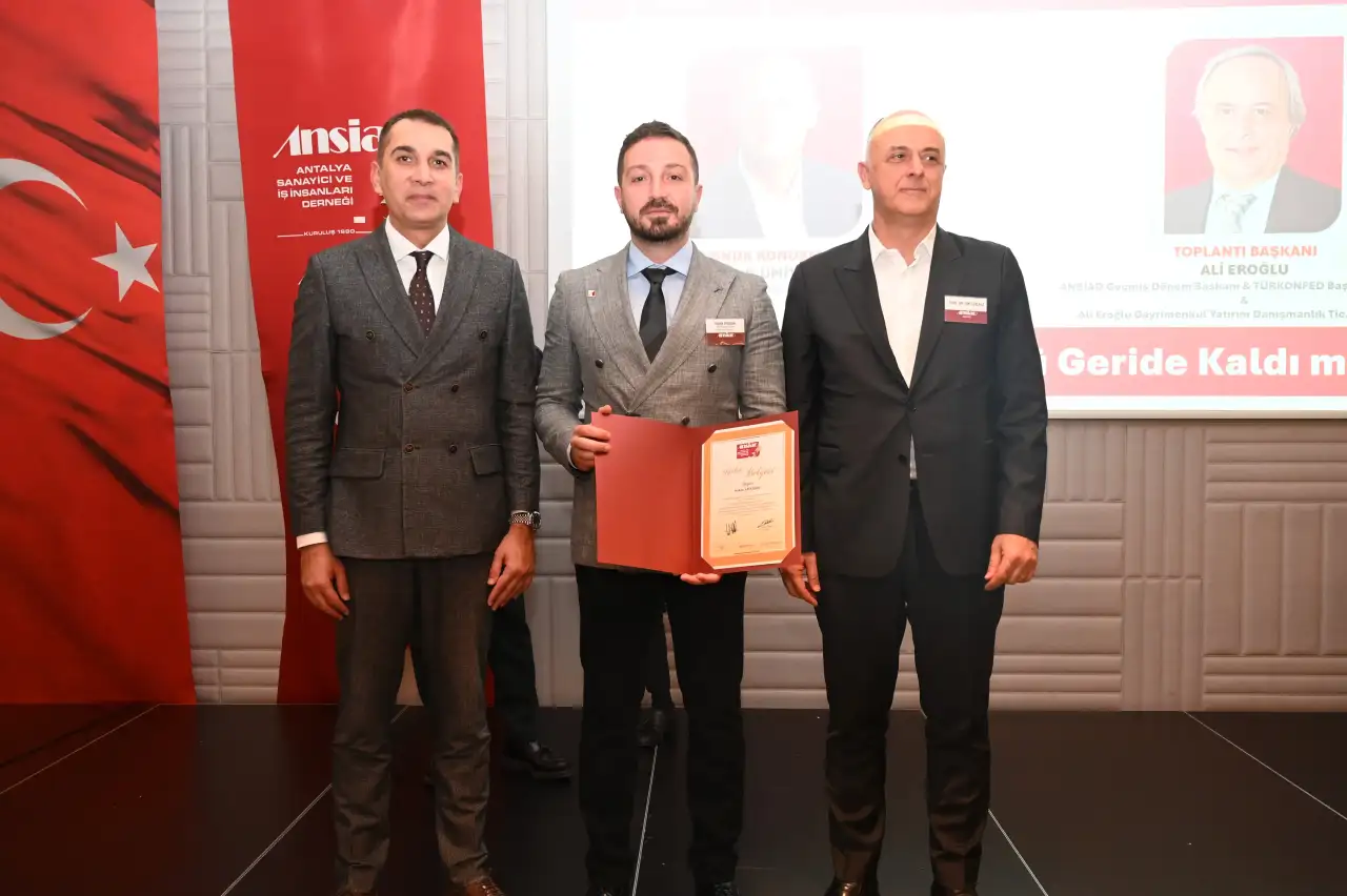 yapay-zeka-ve-turkiye-ekonomisi-ansiadda-masaya-yatirildi