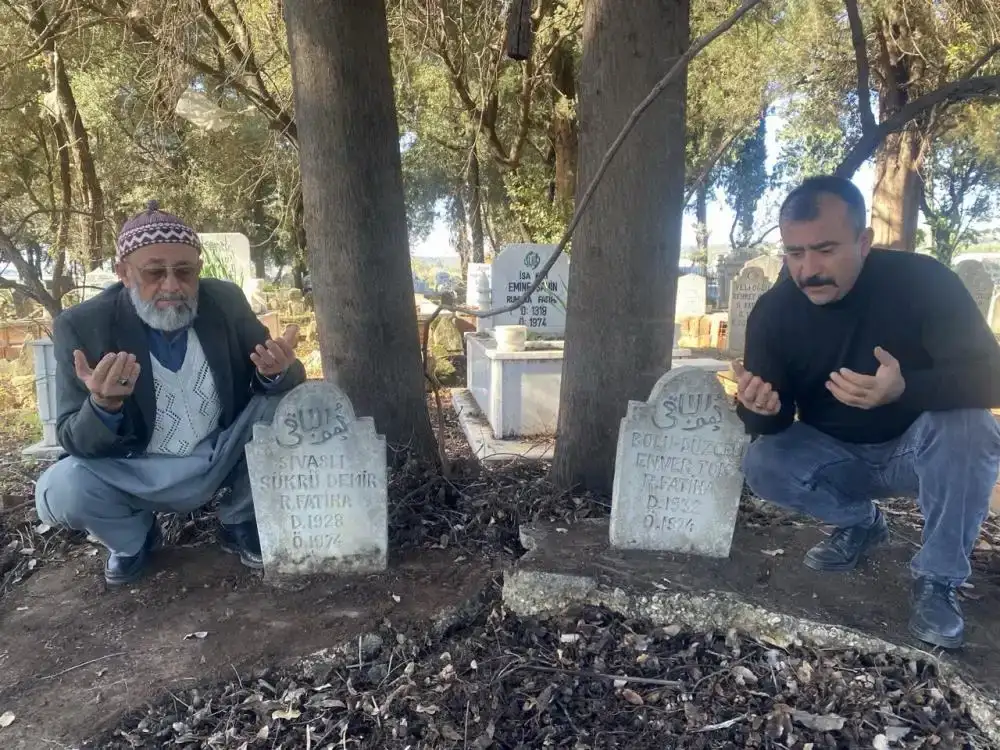 antalyada-hayatini-kaybeden-iki-tarim-iscisinin-mezarlari-50-yildir-sahiplerini-bekliyor