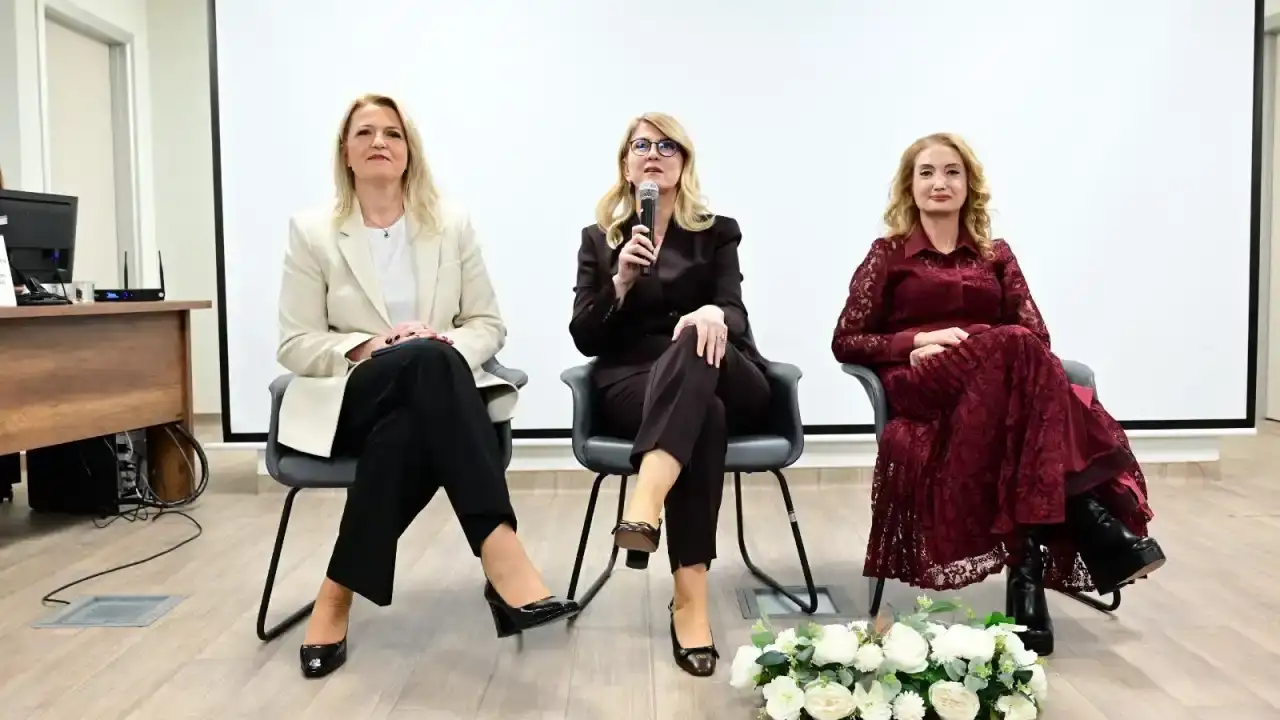 antalyada-kanser-hastalari-icin-hasta-okulu-duzenlendi