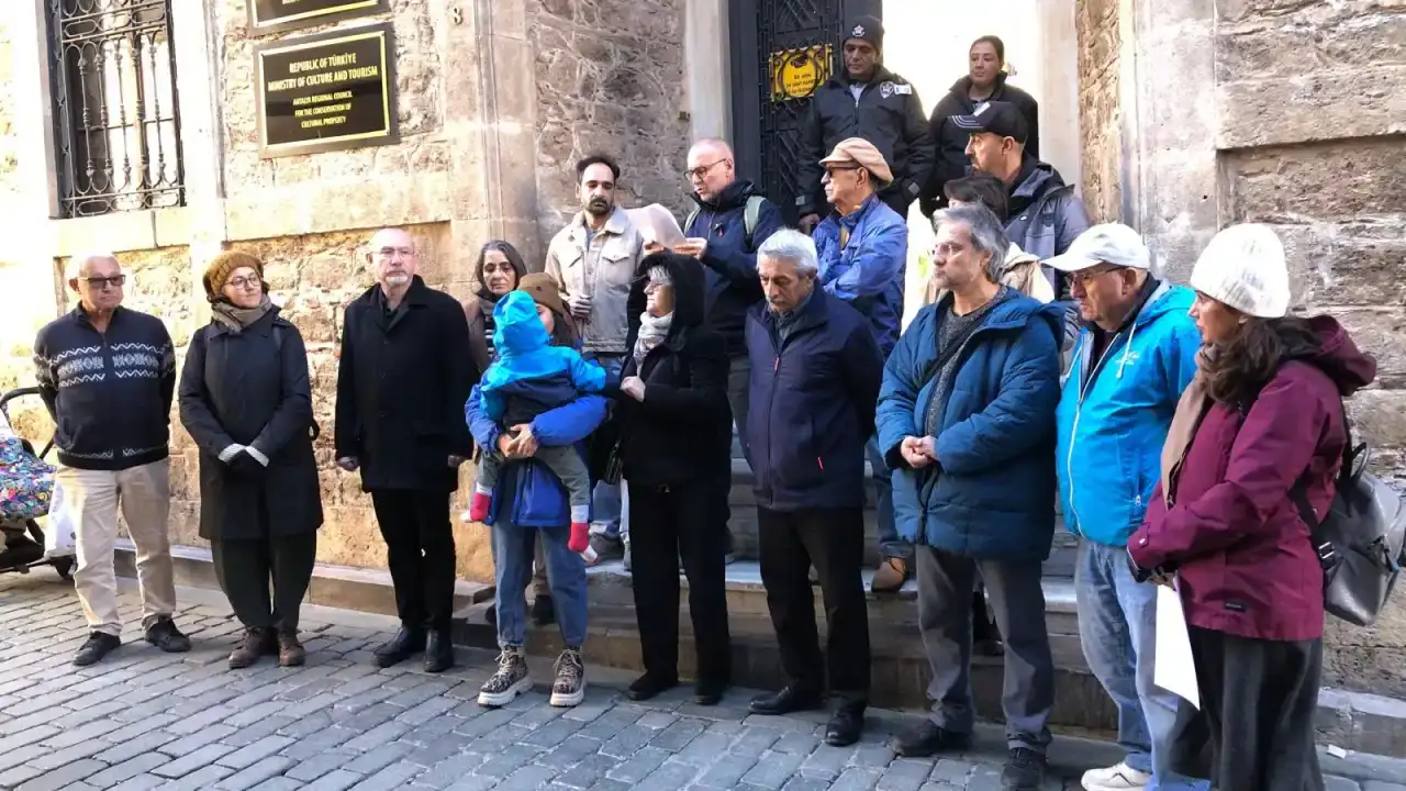 antalyada-antik-kent-beton-tehdidi-altinda