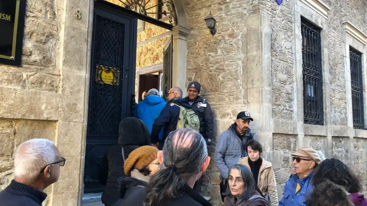 antalyada-antik-kent-beton-tehdidi-altinda