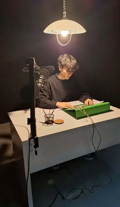 antalyada-liselilerden-gorme-engellilere-sesli-kitap-destegi-bir-ses-bir-dokunus