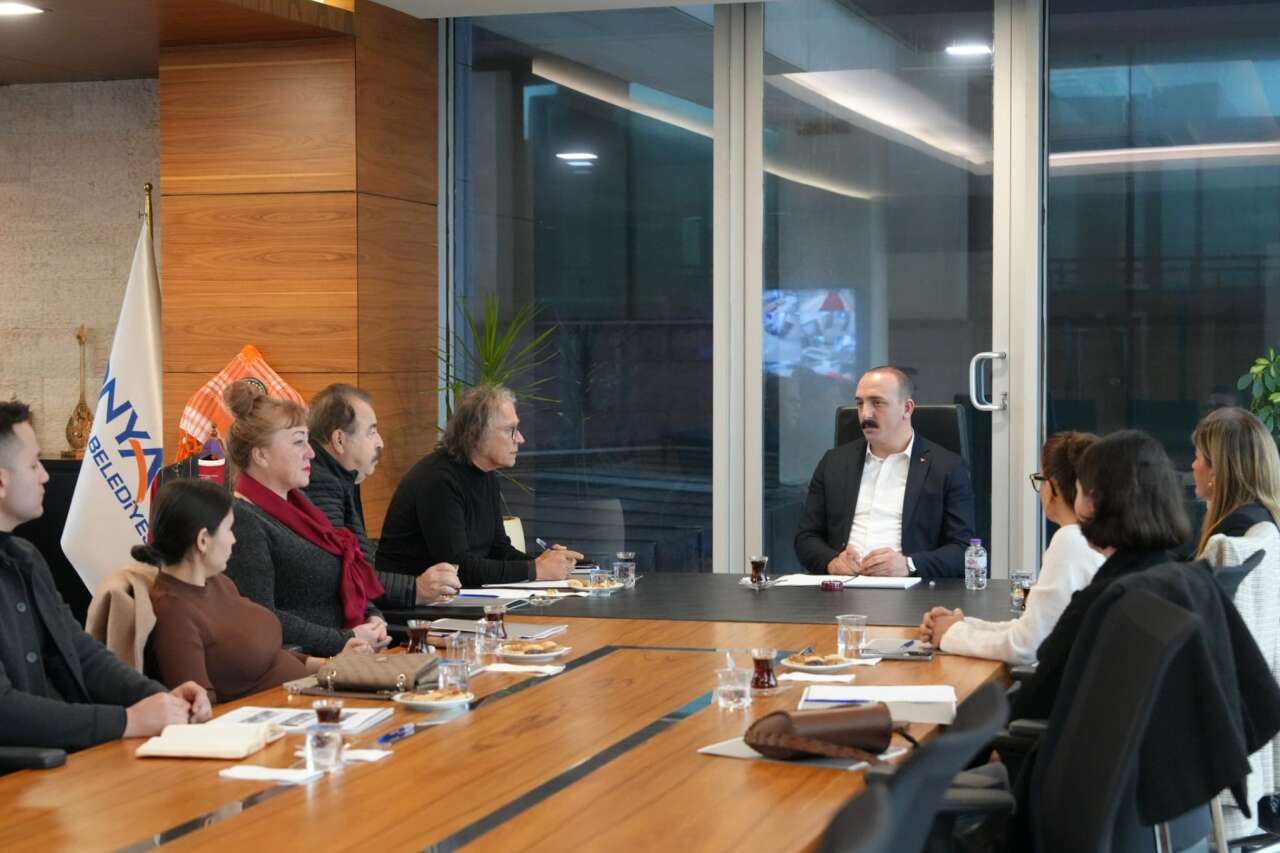 kadin-genclik-ve-yabancilar-meclisi-konyaaltinda-bir-arada-34