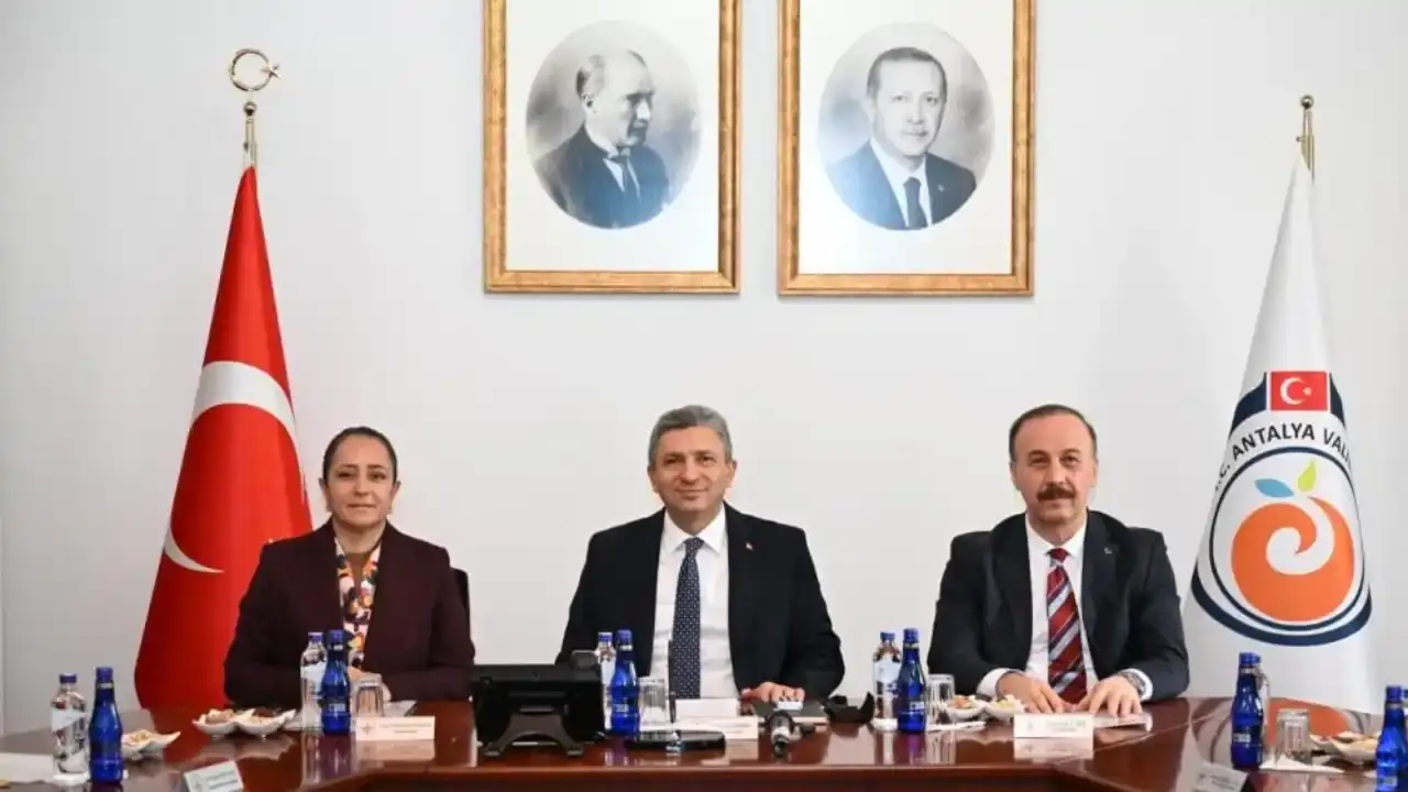akdenizgercek-bakadan-bati-akdenize-dev-yatirim-hamlesi
