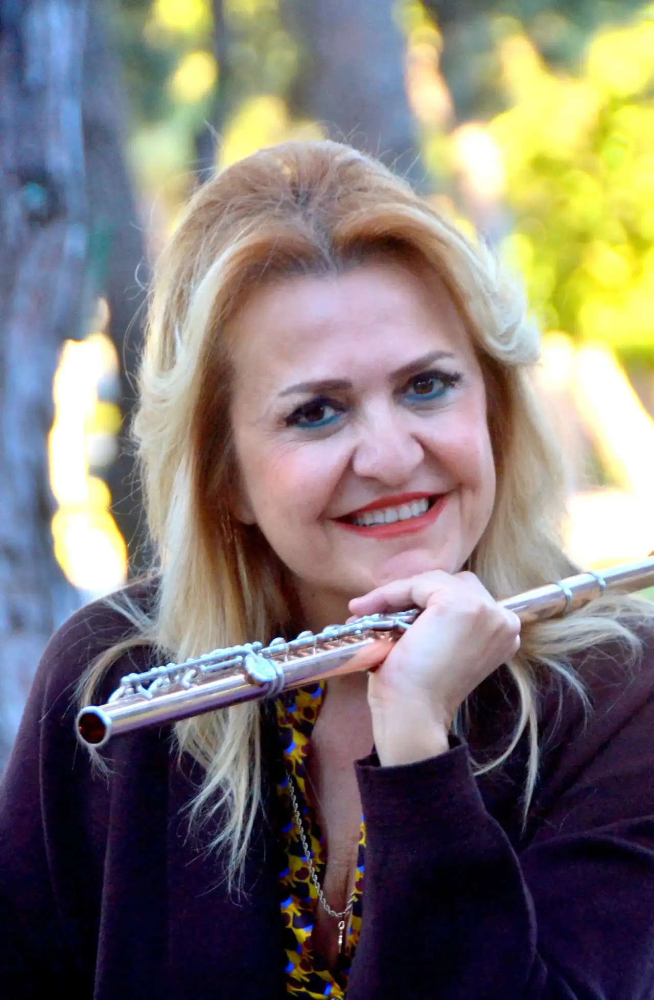 izmirin-antalyaya-armagani-flut-sanatcisi-lelya-bayramogullari