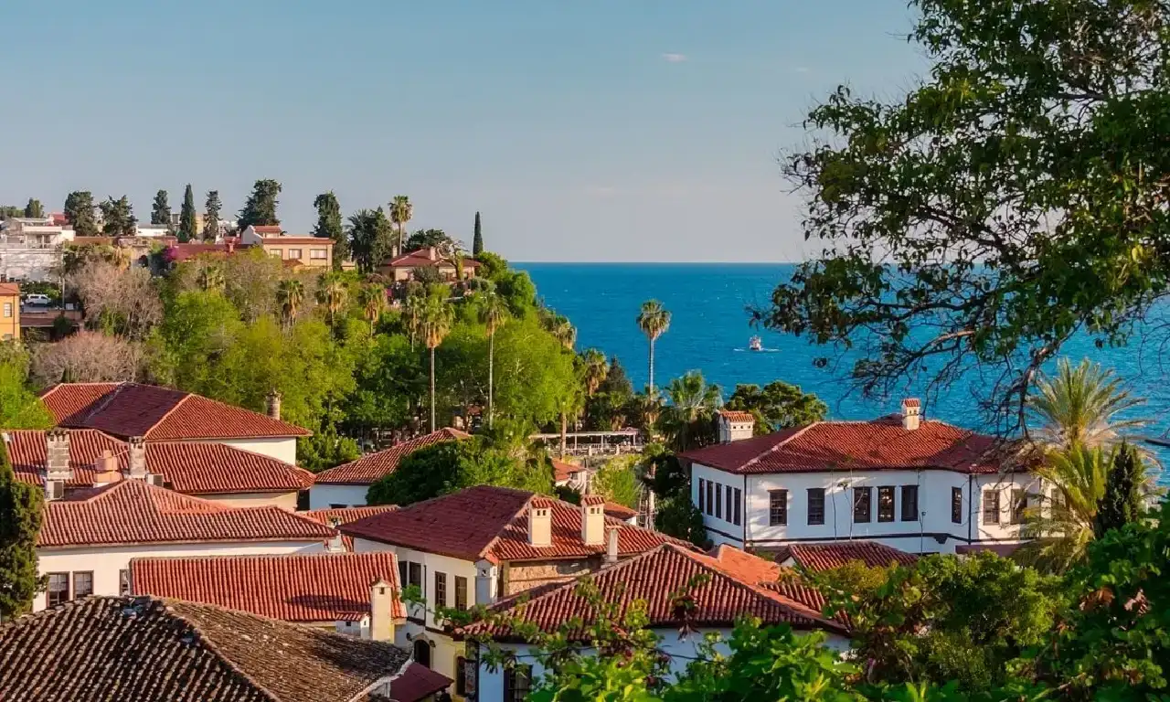 antalya-valiligi-kaleicine-girisi-yasakladi-yilbasi-oncesi-kritik-karar123