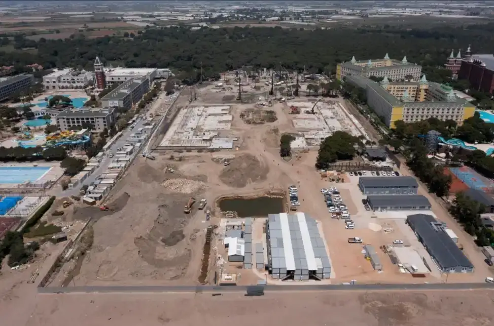 bakan-ersoyun-antalyadaki-projesinde-kapasite-iki-katina-cikti-valilik-onayi-verdi