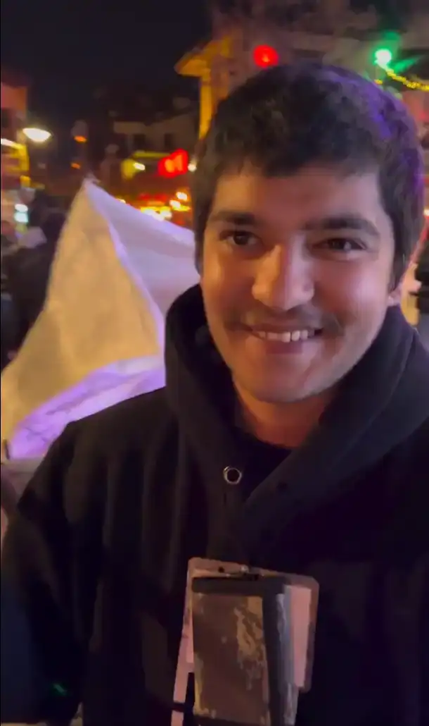 yilbasi-gecesi-antalyada-sehit-kardesi-ekmek-parasi-icin-karton-topladi-3