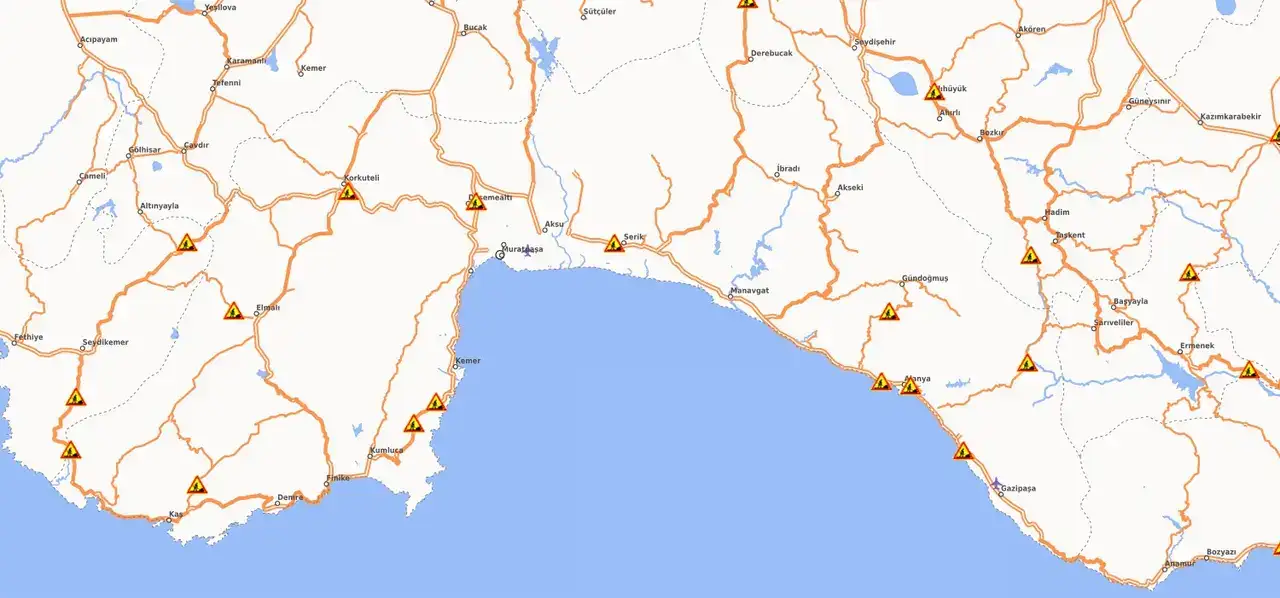antalyada-7-ilcede-yol-calismasi-suruculer-dikkat-trafik-kontrollu-ilerliyor